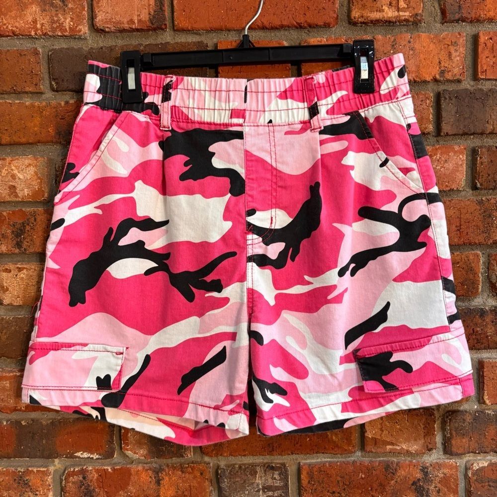 V.I.P. Jeans womens camo cargo shorts pink 15/16